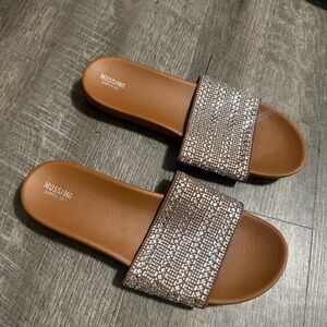 Mossimo Supply Co. Women's Tan and Silver Slide Sandals